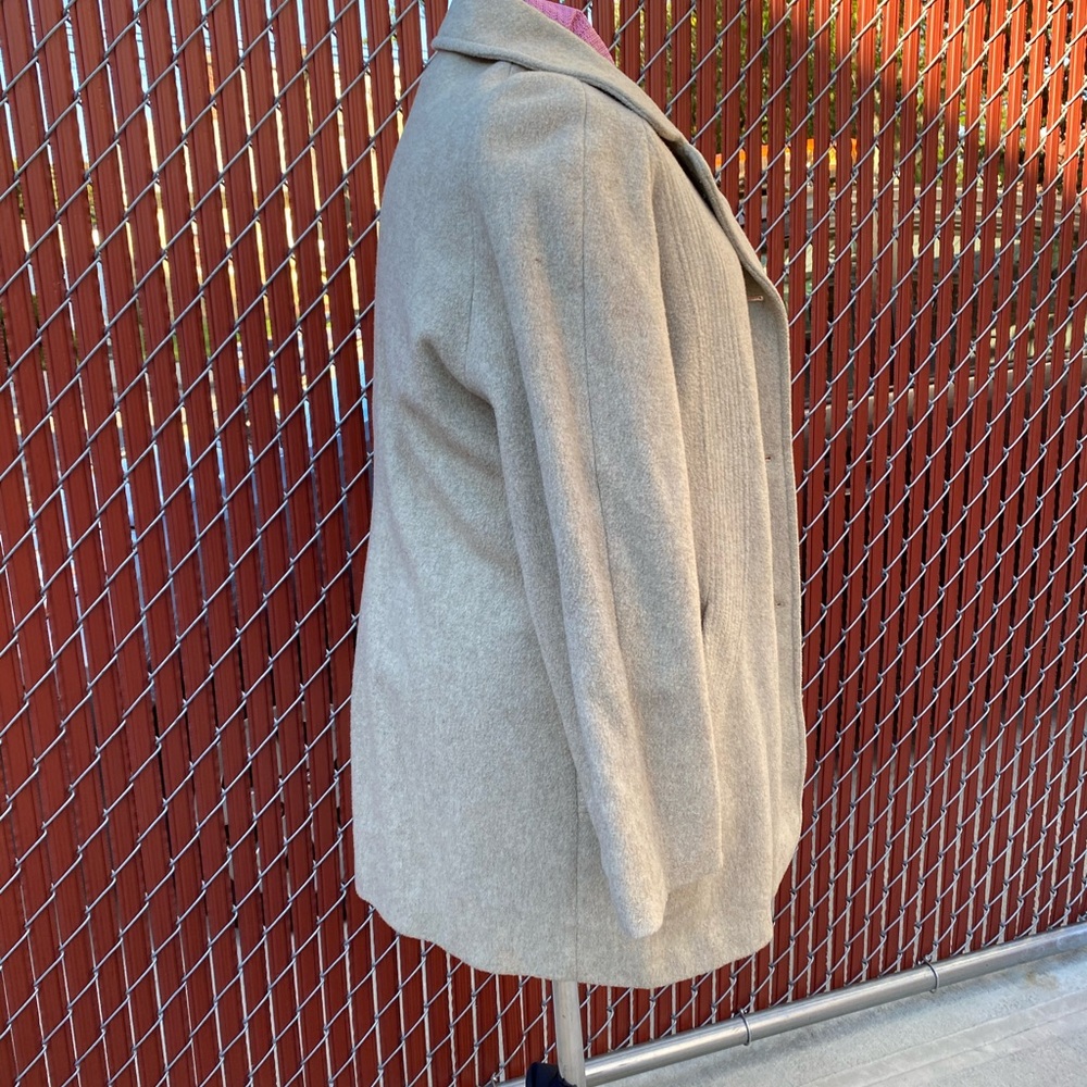 Jacket - Picture 2 of 6